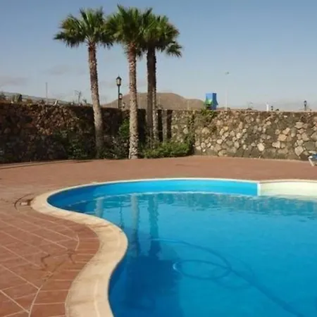 Oasis Royal 1d Апартаменты